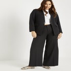 Collarless Venice Crepe Blazer image number null