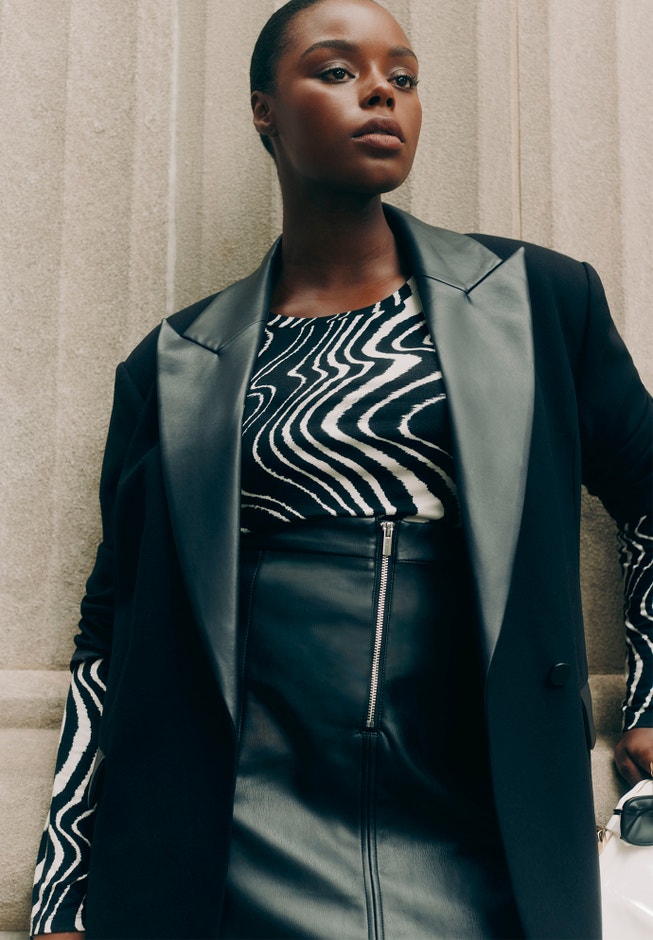 Crew Neck Printed Top image number 0