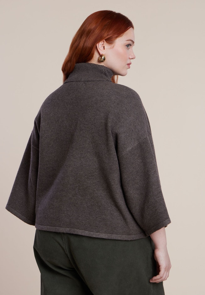 Boxy Three Quarter Sleeve Turtleneck image number 2