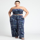 Printed Velvet Strapless Top image number null