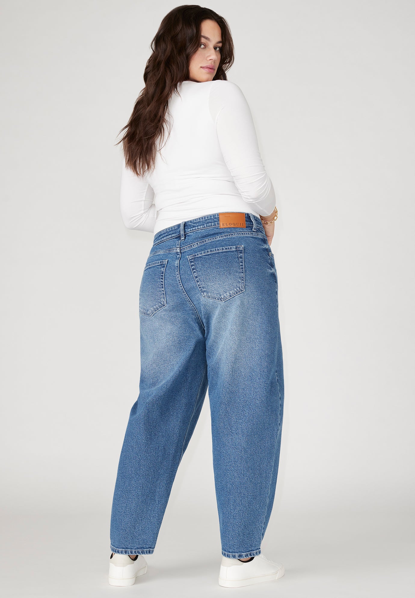 The Barrel Leg Jean image number 2