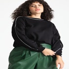 Sweatshirt With Piping image number null