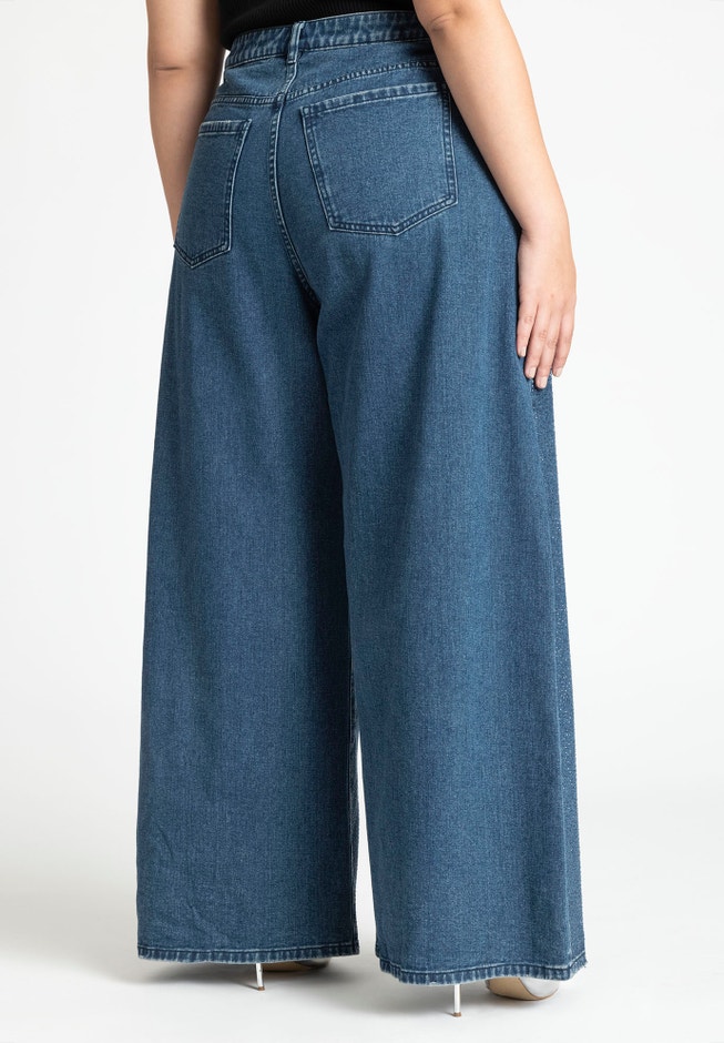 Barkwood x ELOQUII Embellished Jeans image number 3