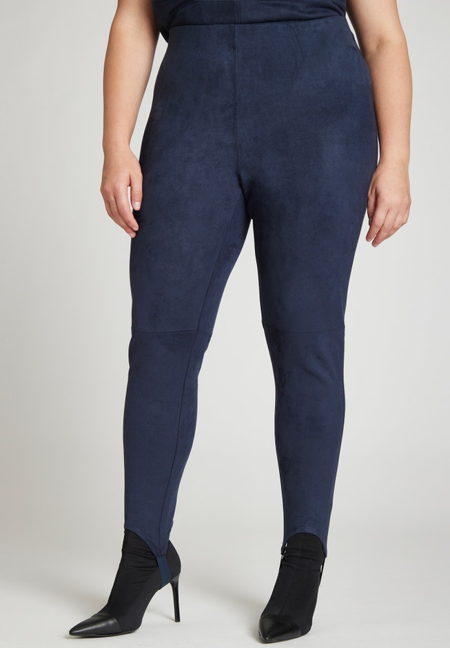 Barkwood x ELOQUII Faux Suede Leggings With Stirrups image number null