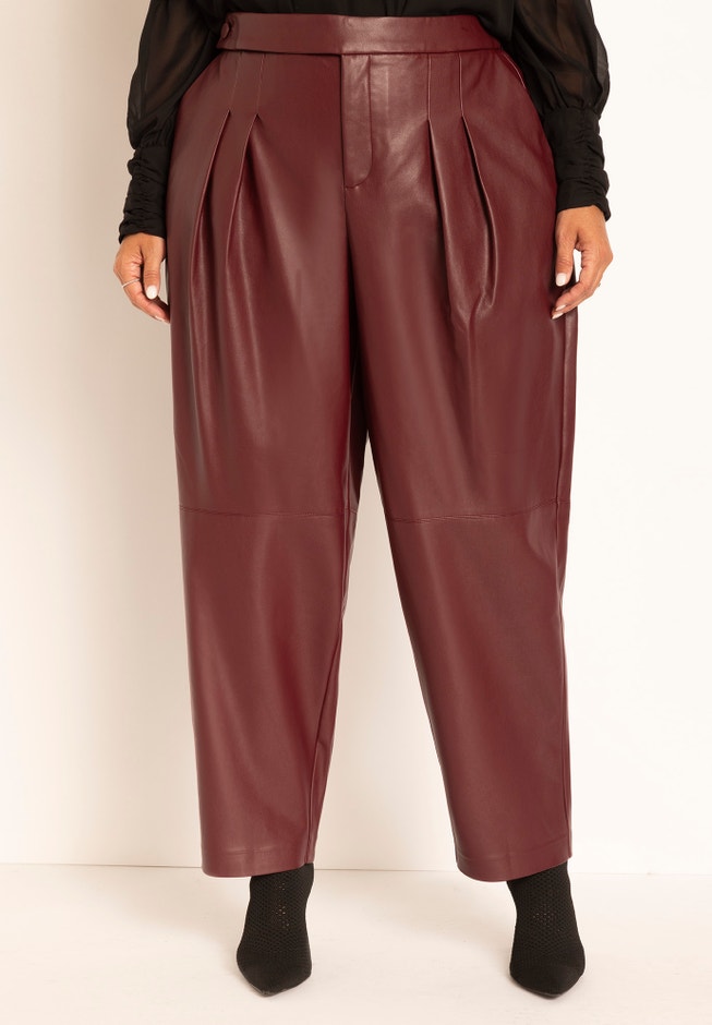 Pleat Detail Tapered Faux Leather Pant image number 3