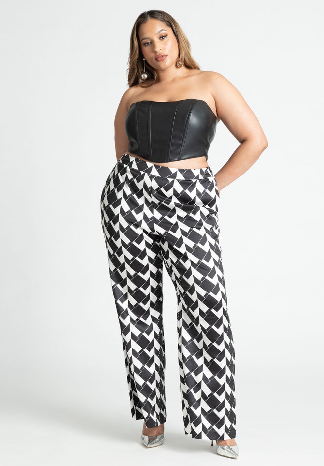 Flare Leg Pant image number null