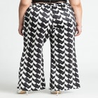 Flare Leg Pant image number null