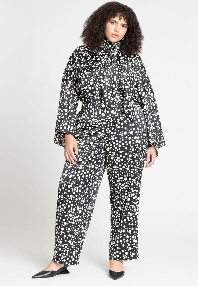 Relaxed Leg Trouser image number 1