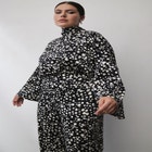 Relaxed Leg Trouser image number null