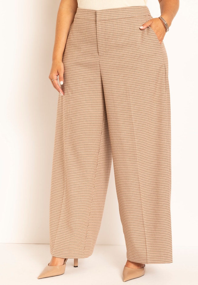Wide Leg Suiting Pant image number 2