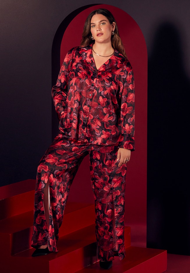 Satin Pant With Slit Leg Detail image number 0