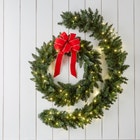 24" Pre-Lit Canadian Pine Arrow Tip Wreath image number null