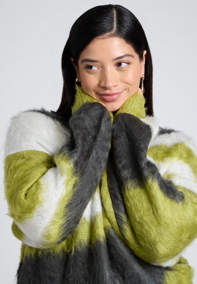 Fuzzy Marble Sweater image number 3