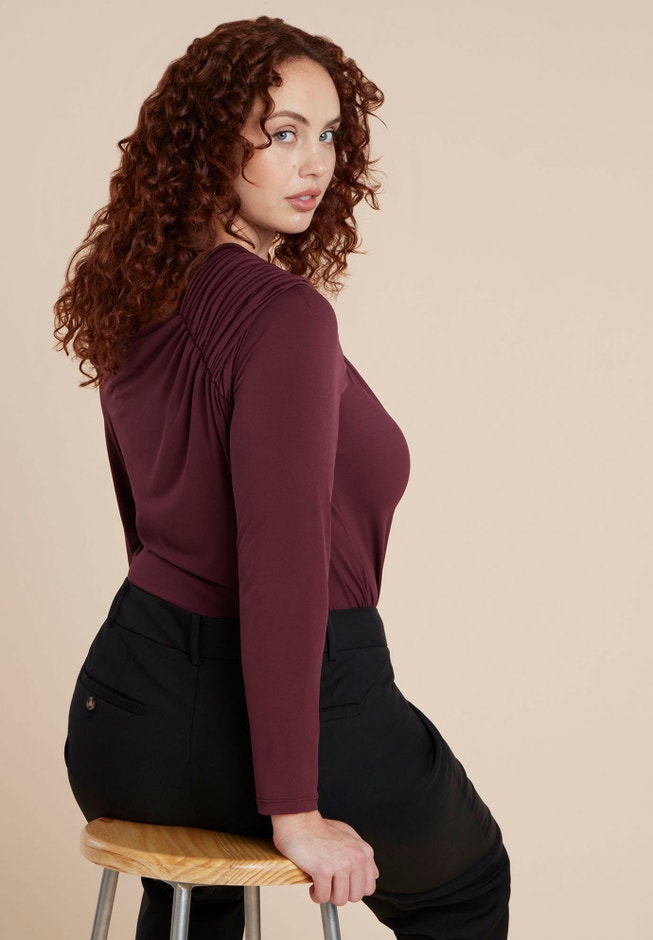 Shoulder-Twist Drape Top image number 1