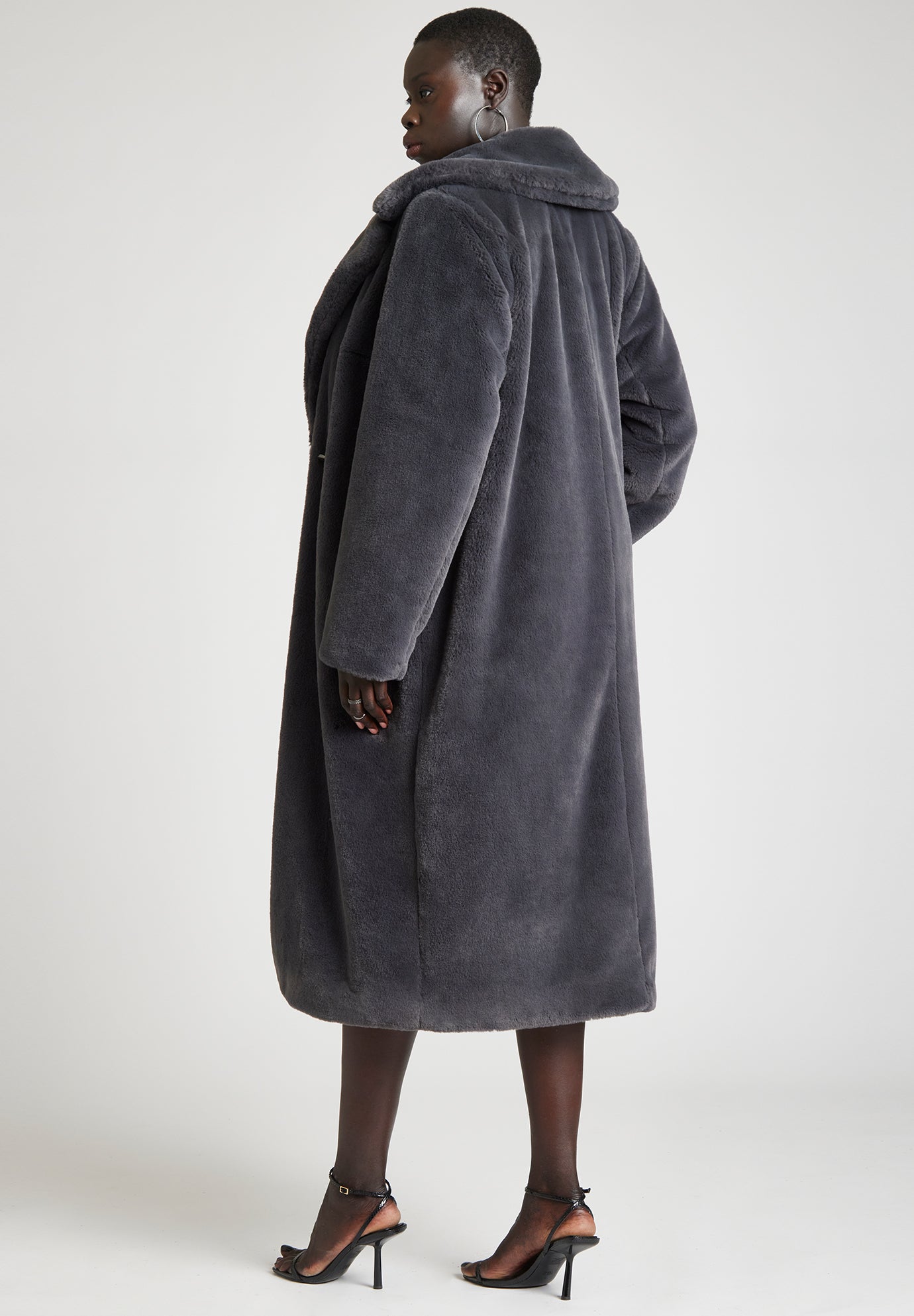 ムートン・ファーコート I AM MARI fakefur hood long coat 4BNY431 Faux Fur Long Coat, Double Breasted Style, Burgundy | ELOQUII