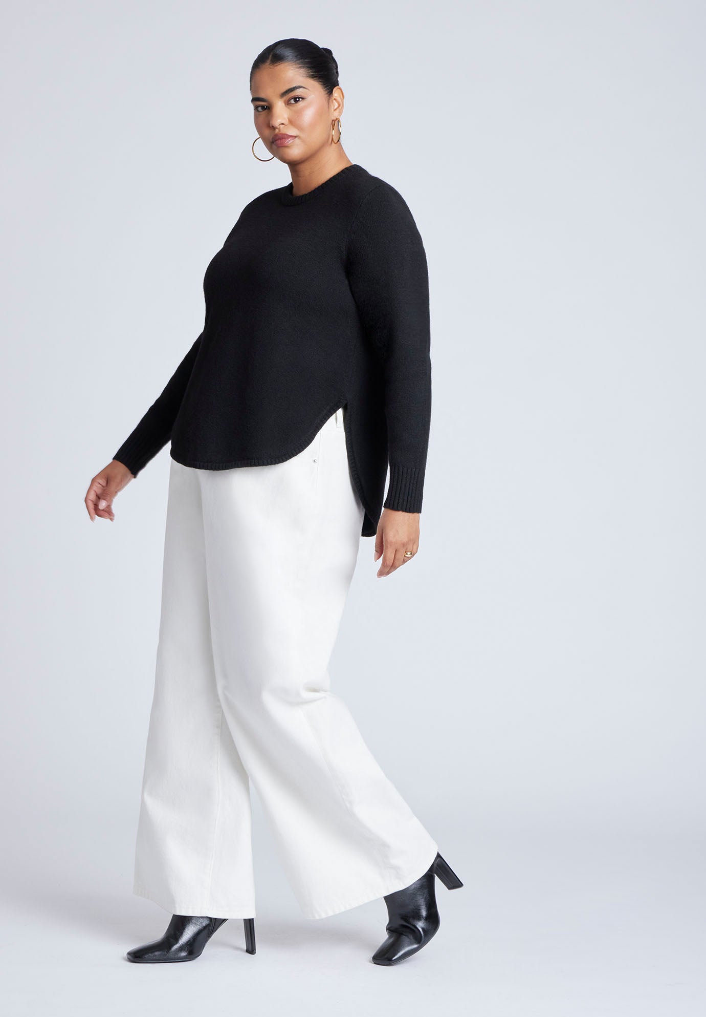 Scoop Hem Sweater image number 3