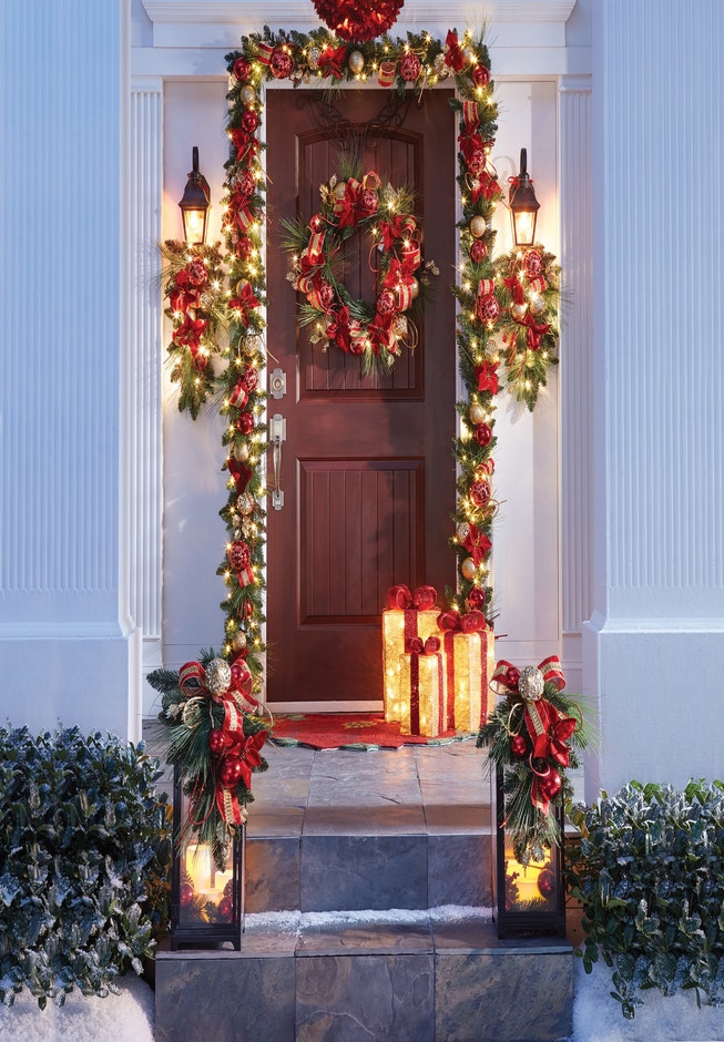 28" Pre-Lit Ribbon Wreath image number 3