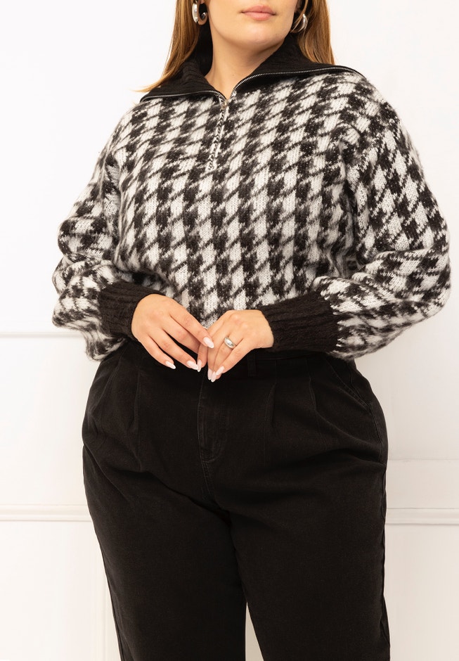 ELOQUII Elements 1/3 Zip Houndstooth Sweater image number 0