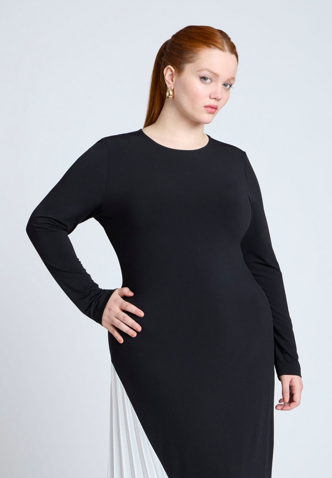 Maxi Dress With Pleat image number 2