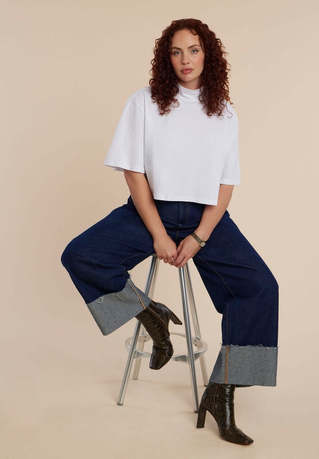 Mock Neck Crop Tee image number null