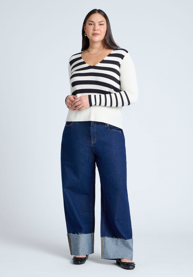 Abstract Striped Sweater image number null