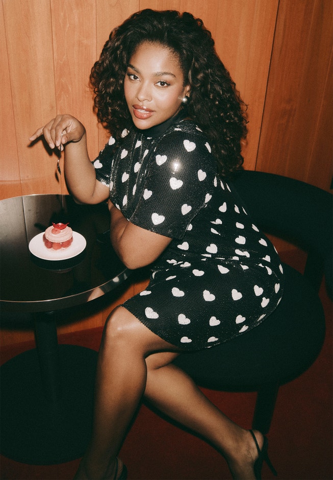 Mini Heart Sequin Dress image number 4