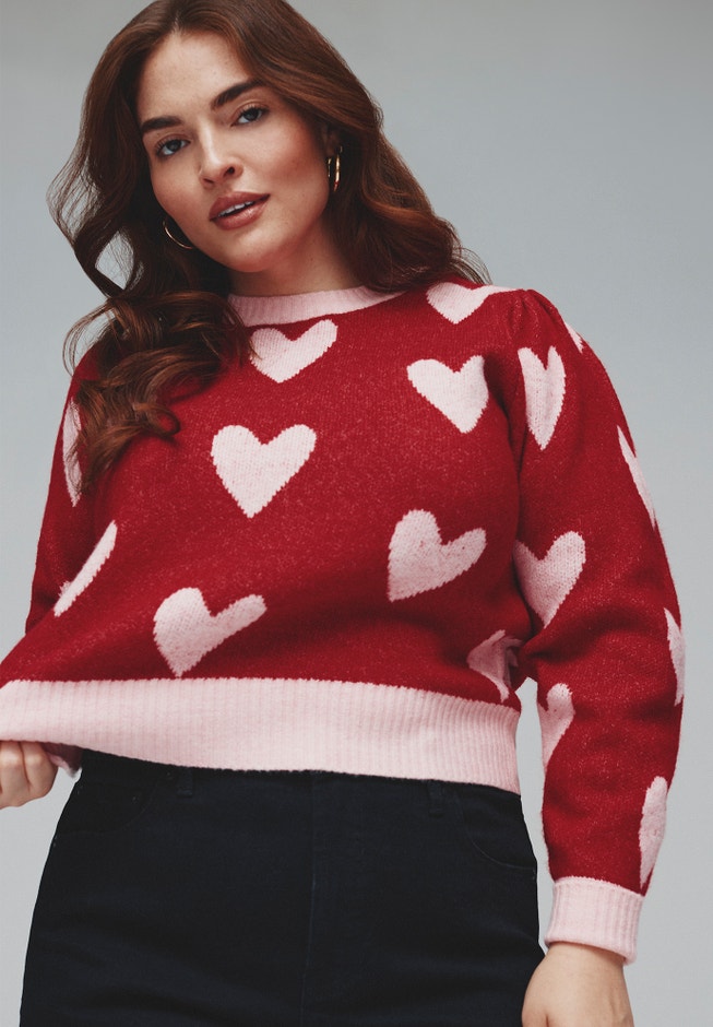 Heart Intarsia Cropped Sweater image number null