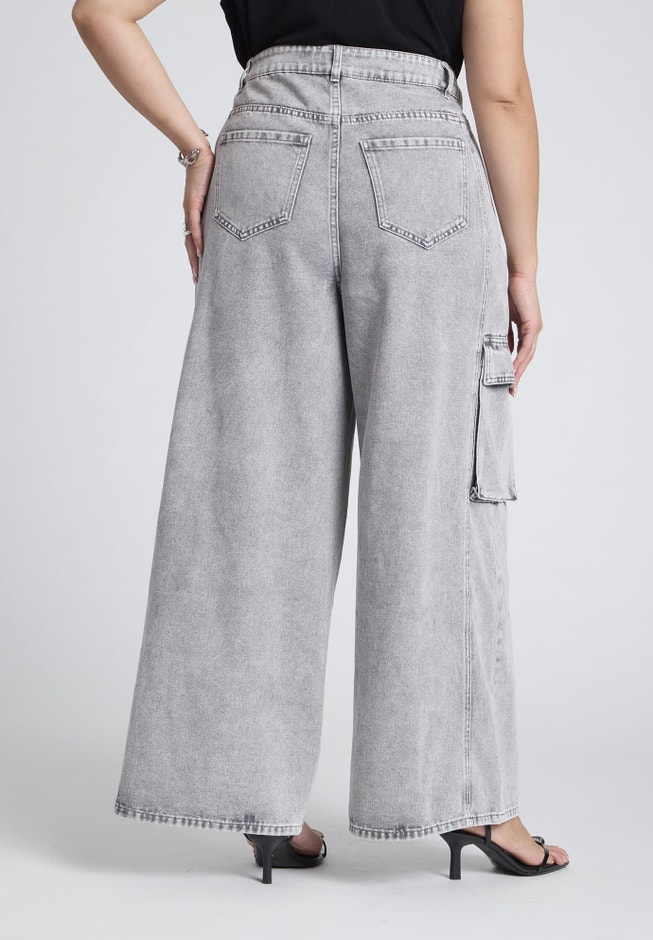 Cargo Jean image number null