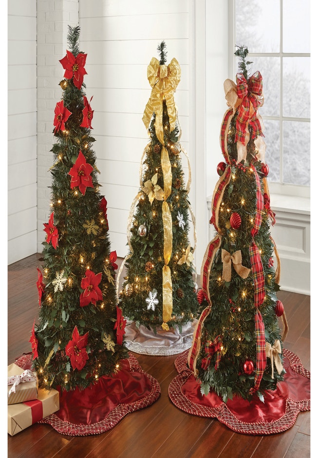 Fully Decorated Pre-Lit 4½' Pop-Up Christmas Tree image number 3