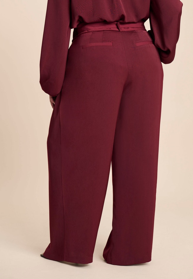 Wide Leg Belted Pant image number 2