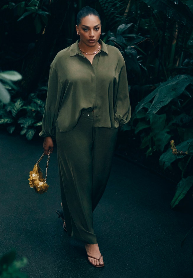Wide Leg Belted Pant image number null