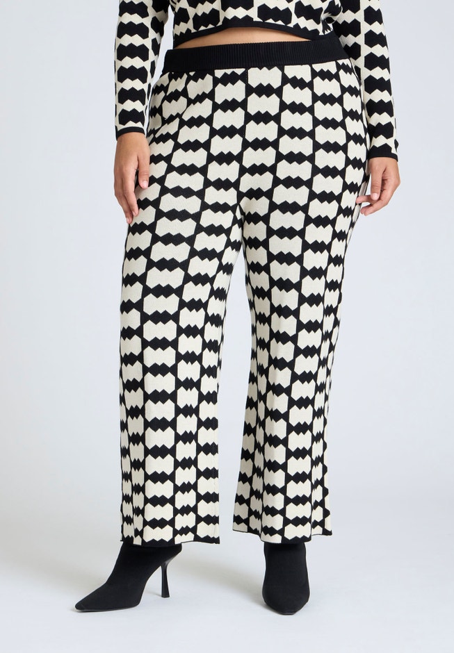 Intarsia Sweater Pant image number null