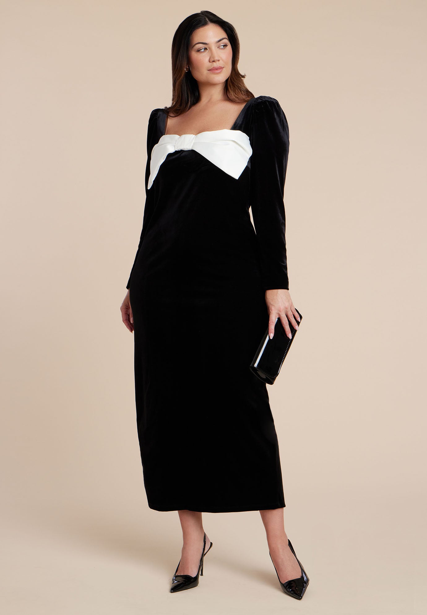 Velvet Maxi Dress With Bow image number 1