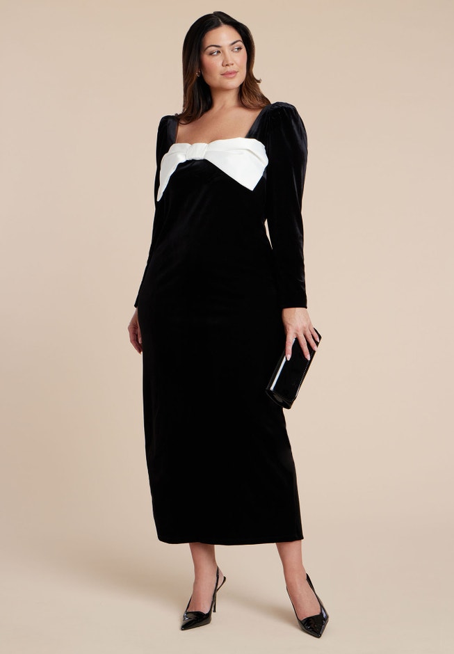 Velvet Maxi Dress With Bow image number 1