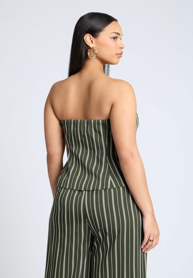 Suiting Bustier image number null