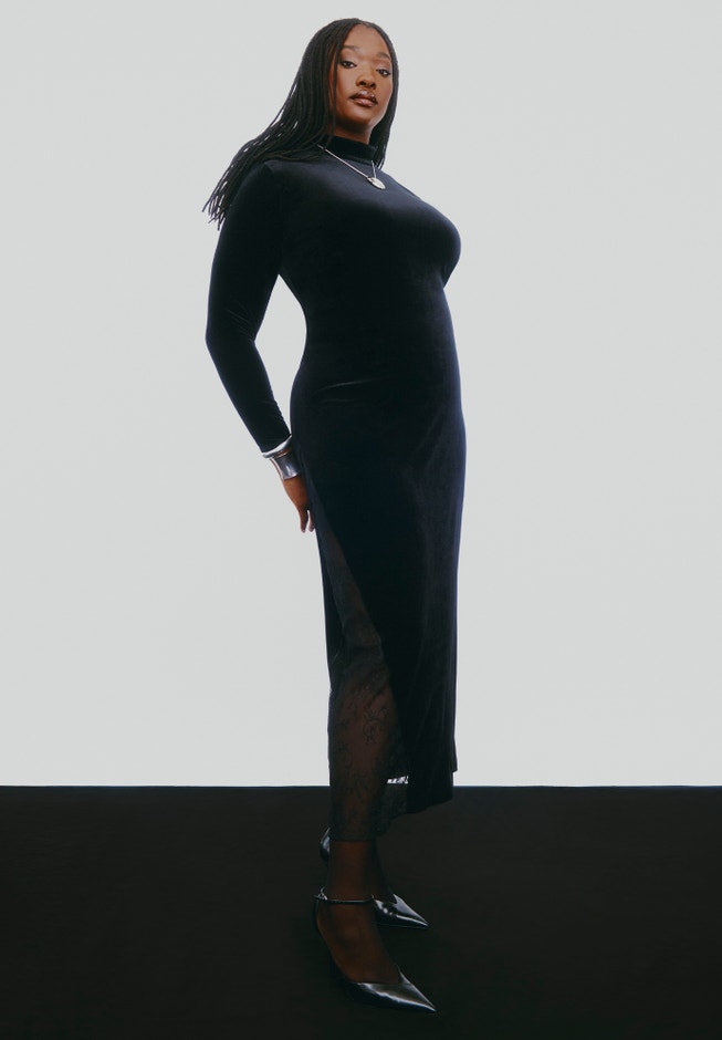 Velvet And Lace Maxi Dress image number 6