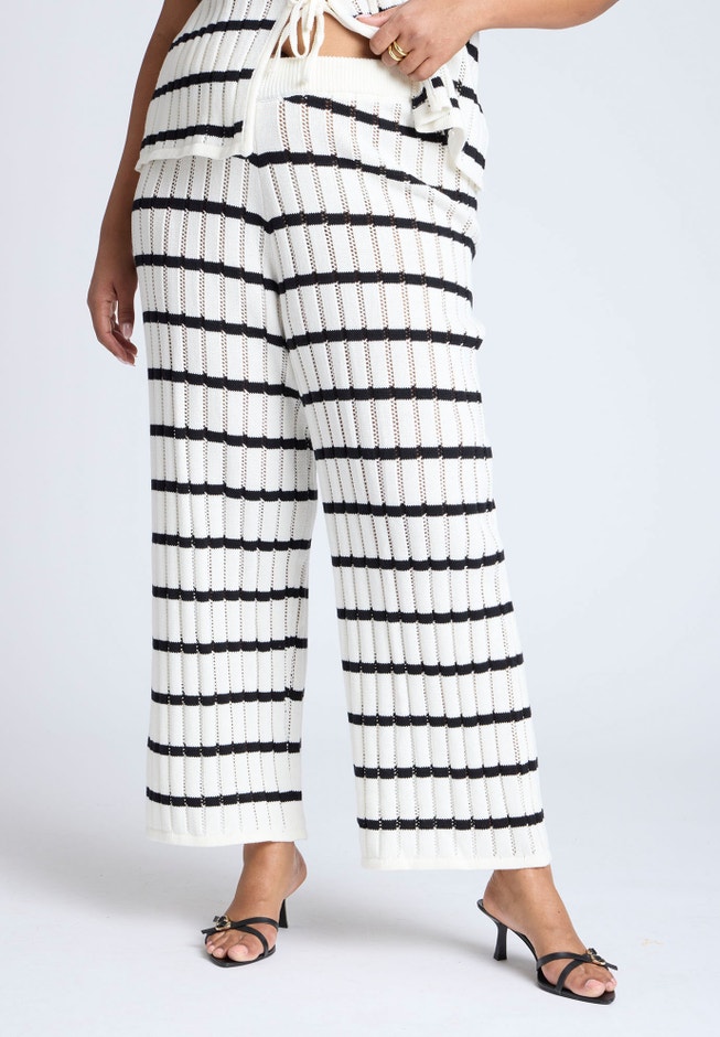 Sweater Pull On Pant image number null