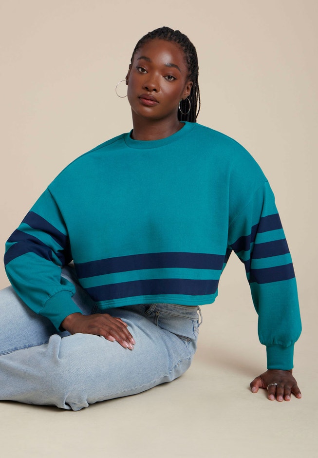 Boxy Cropped Sweatshirt image number null