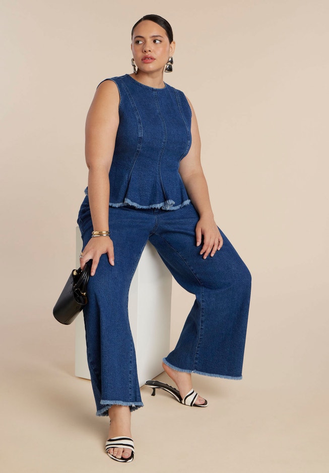 Wide Leg Comfort Stretch Jean image number null
