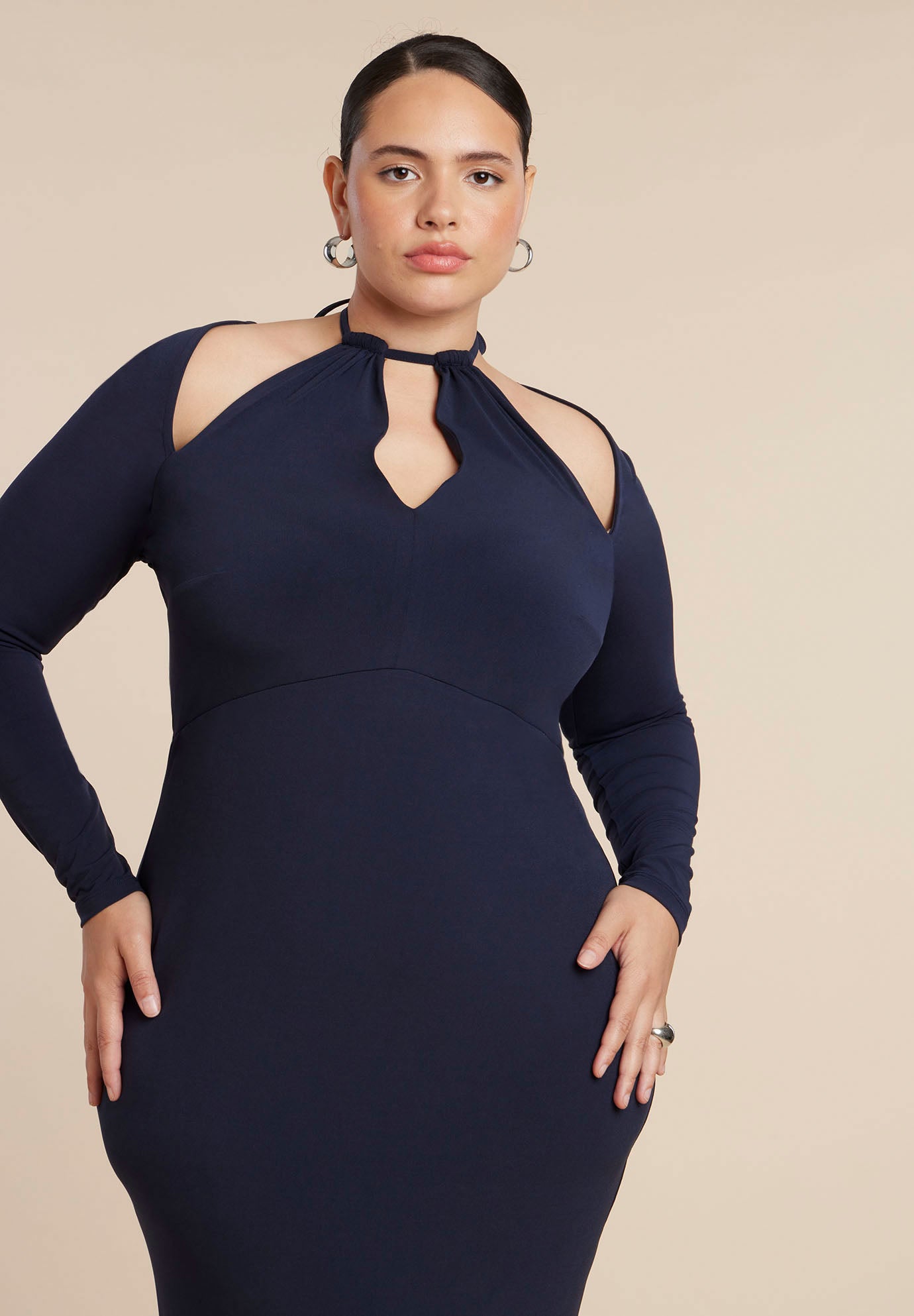 Keyhole Front Maxi Dress image number 2