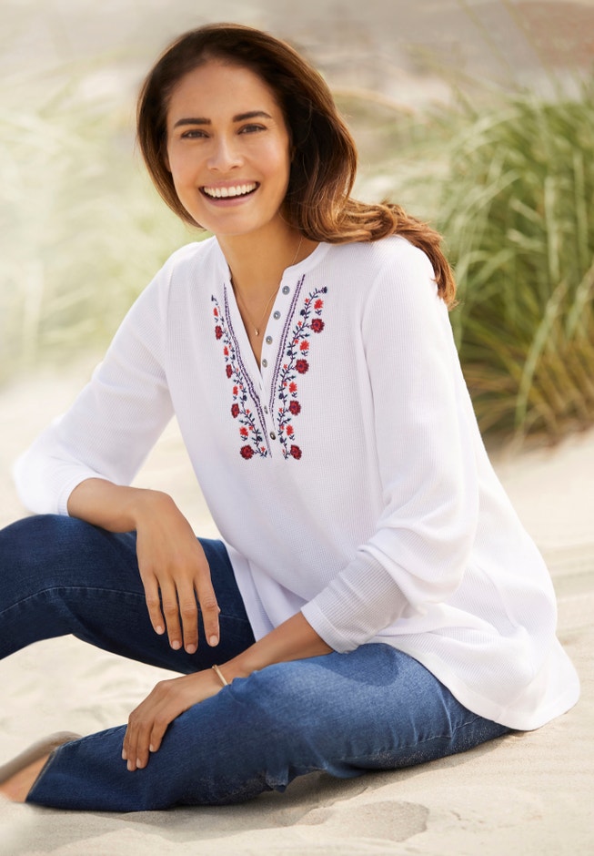 Embroidered Thermal Henley Tee image number 8