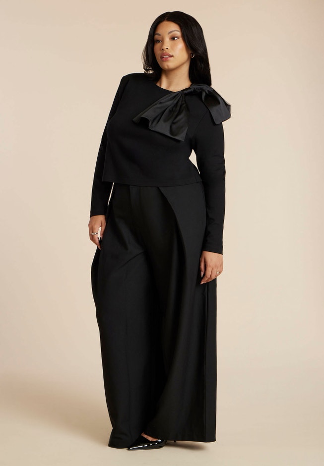Strong Shoulder Top With Bow image number 3