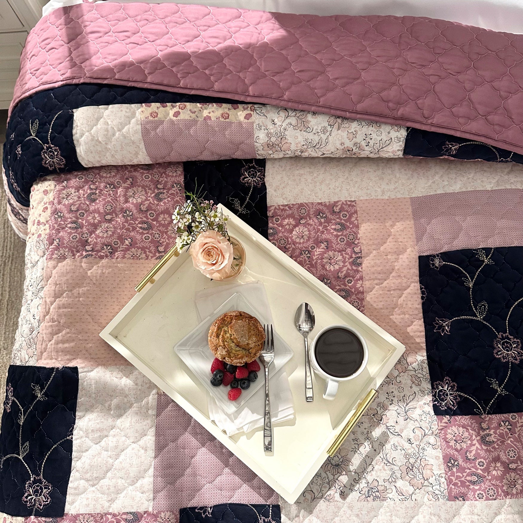 Salem Harvest Bedspread image number 0