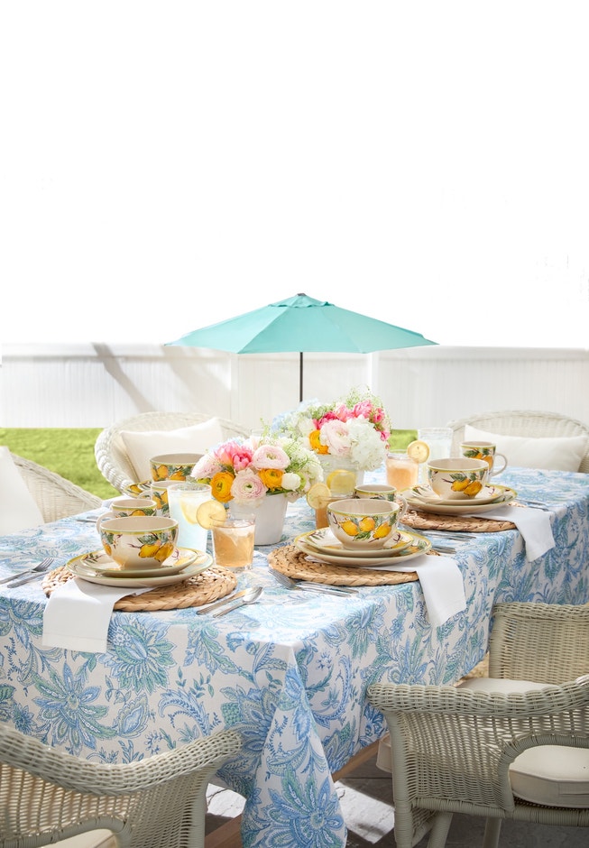 Roma Hand-Woven Resin Wicker Stacking Chair image number 3