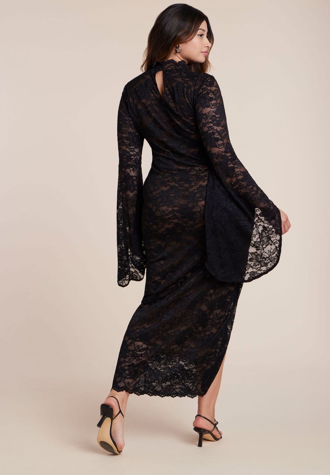 Lace Fitted Maxi Dress | ELOQUII Lace Fitted Maxi Dress | ELOQUII