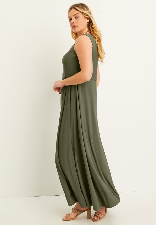 Sleeveless Sweetheart Dress image number 4