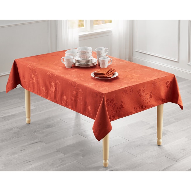Vintage Leaves Damask Tablecloth (52" x 70") image number 0