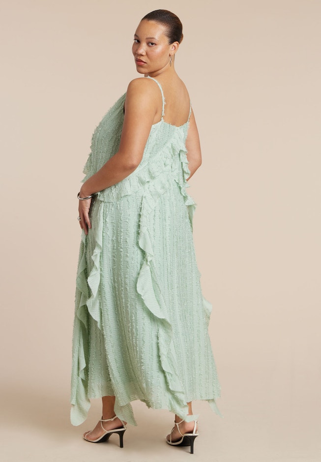 Textured Ruffle Cami Dress | ELOQUII Textured Ruffle Cami Dress | ELOQUII