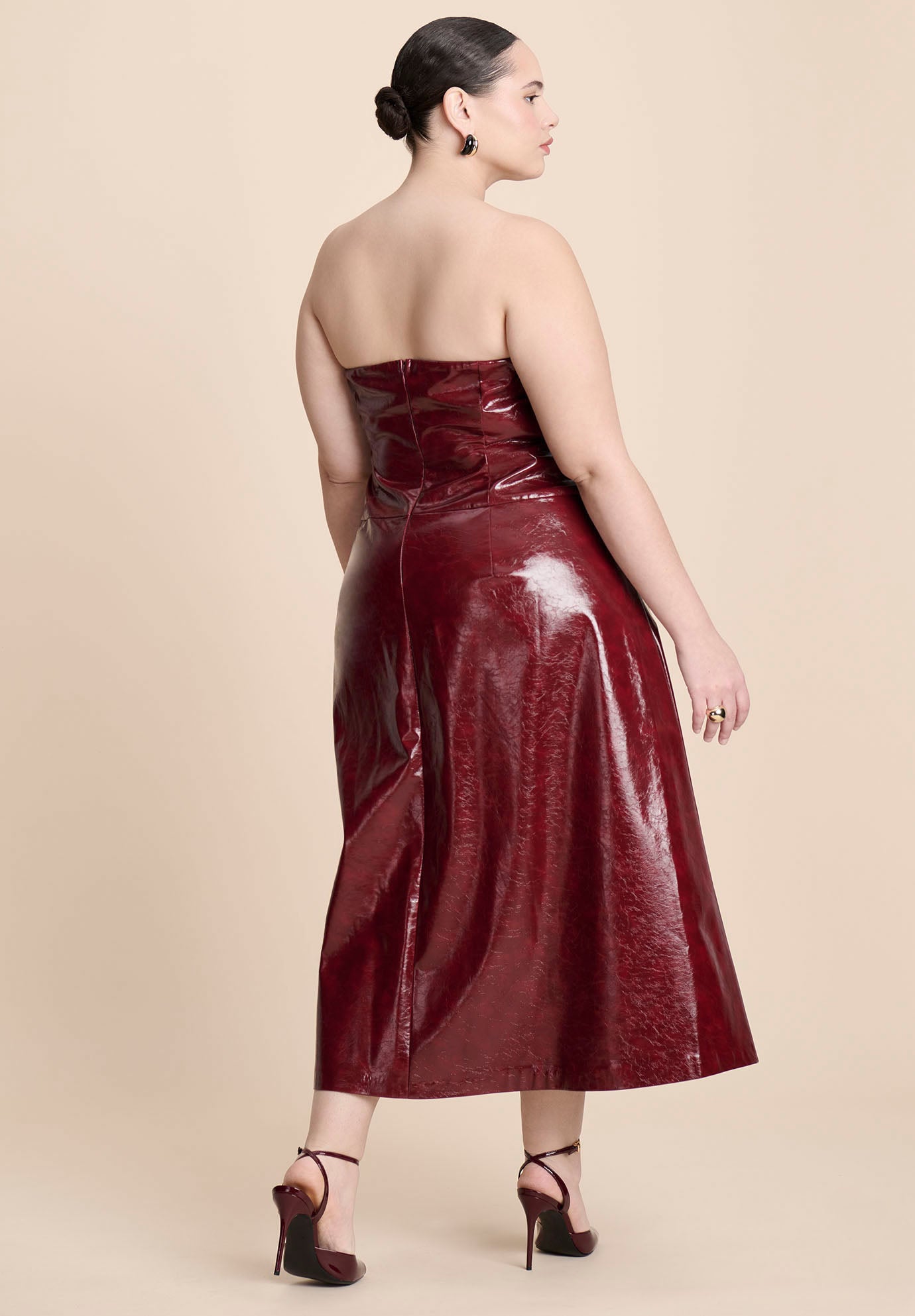 Textured Faux Leather Dress With Cup Detail image number 5