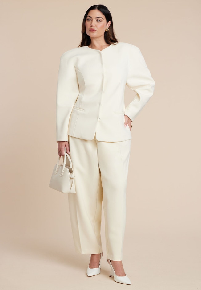 Rounded Hourglass Blazer image number 4